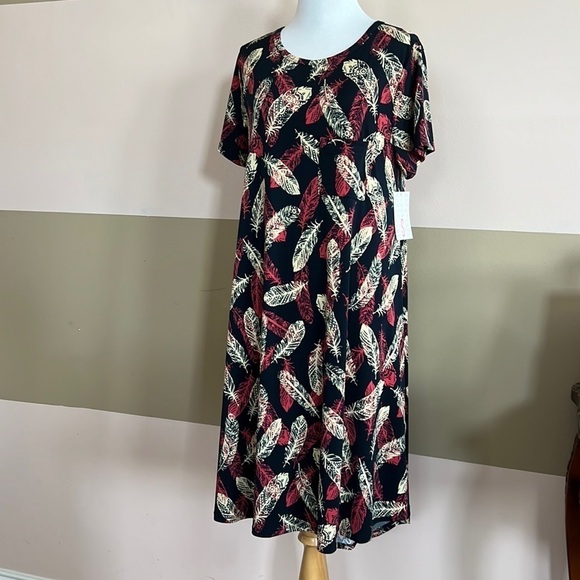 LuLaRoe Women's Cream and Navy Dress - Picture 1 of 7